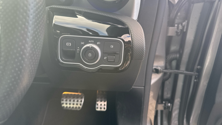 Mercedes-Benz CLA 250e AMG Line Executive 5dr Tip Auto Estate